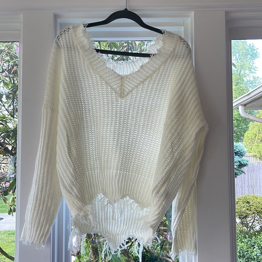 Main Strip V-Neck White Sweater w/ Distressed Detail